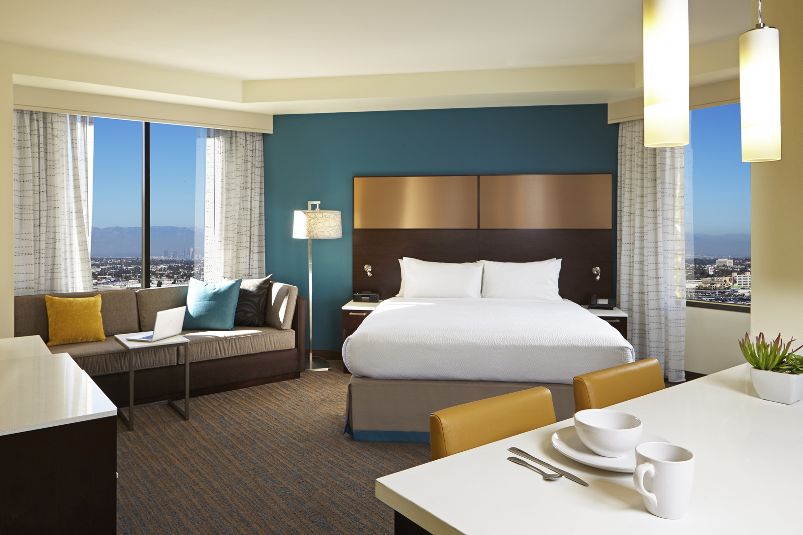 Residence Inn LAX Century Blvd LA Day Use Rooms HotelsByDay   4 Laxax King Corner Suite 1 