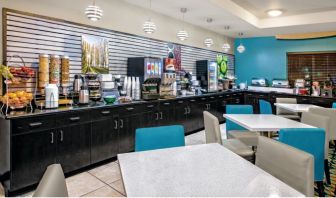 La Quinta Inn & Suites - North Stone Oak