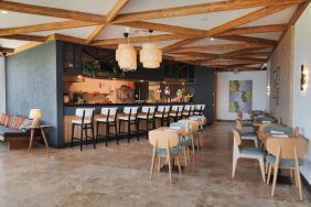 Bar and lounge area at Le Méridien Bodrum Beach Resort.