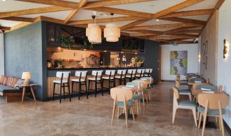 Bar and lounge area at Le Méridien Bodrum Beach Resort.