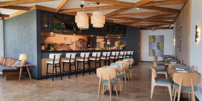 Bar and lounge area at Le Méridien Bodrum Beach Resort.