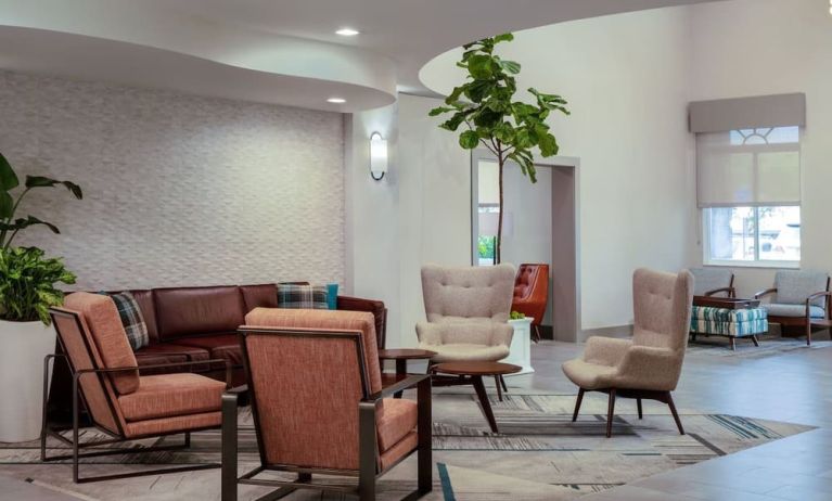 Lobby and lounge at Four Points By Sheraton Fort Lauderdale Airport - Dania Beach.