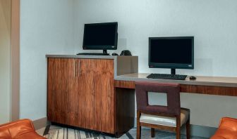 Business center with PC at Four Points By Sheraton Fort Lauderdale Airport - Dania Beach.