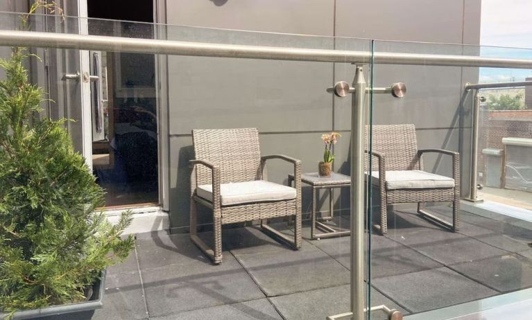 Outdoor balcony at Comfort Inn Prospect Park-Brooklyn.