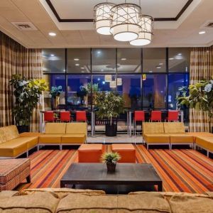 Lounge and coworking space at Best Western Plus Hotel & Conference Center.