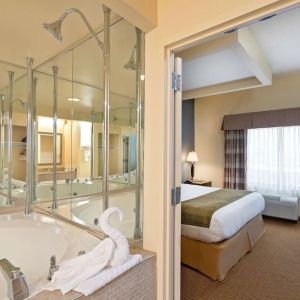 King room with private guest bathroom at Best Western Plus Hotel & Conference Center.