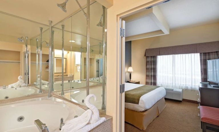 King room with private guest bathroom at Best Western Plus Hotel & Conference Center.