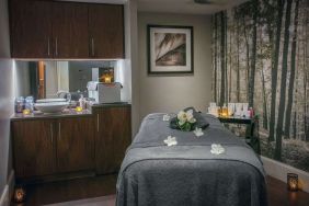 Spa and massage available at DoubleTree By Hilton Glasgow Westerwood.