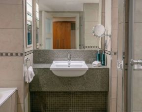 Day use room with private bathroom at DoubleTree By Hilton Glasgow Westerwood.