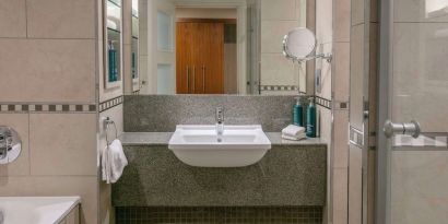 Day use room with private bathroom at DoubleTree By Hilton Glasgow Westerwood.