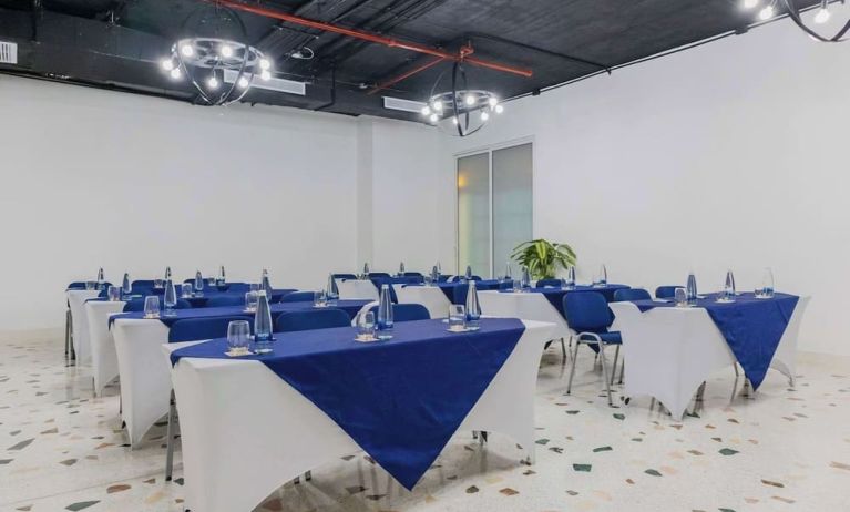 Professional meeting room at Faranda Collection Barranquilla.