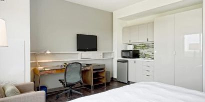 Day use room with TV at Element Miami Doral.