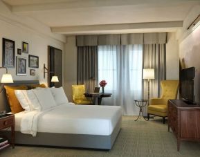 King room with natural light at InterContinental New York Barclay.