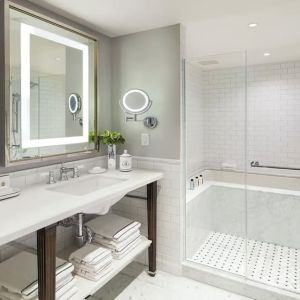 Guest bathroom with shower at InterContinental New York Barclay.