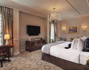 Romantic king room with TV at InterContinental New York Barclay.