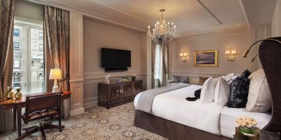 Romantic king room with TV at InterContinental New York Barclay.