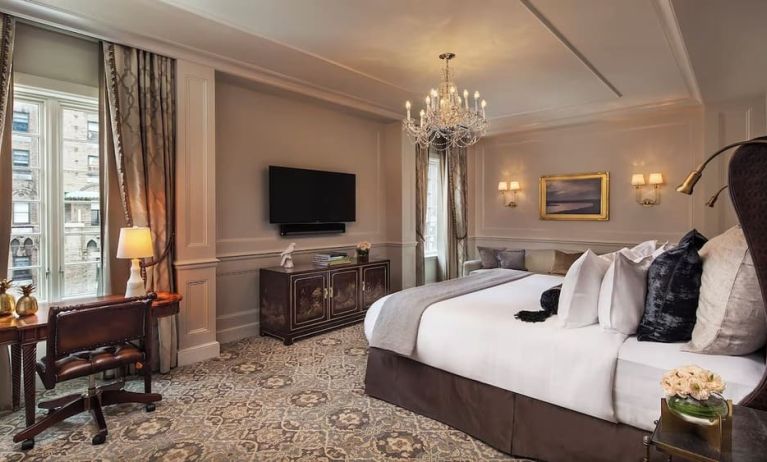 Romantic king room with TV at InterContinental New York Barclay.