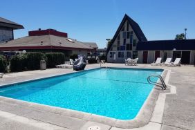 Outdoor pool at Economy Inn, Fresno.