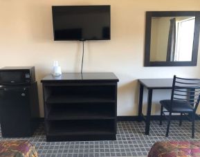 Work space in the day use room at Economy Inn, Fresno.