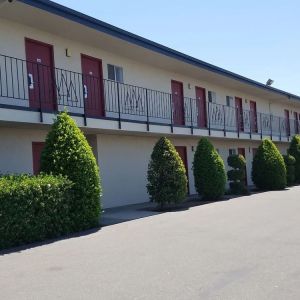 Hotel exterior at Economy Inn, Fresno.