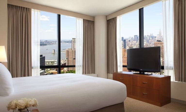 King room with TV at Millennium Downtown New York.