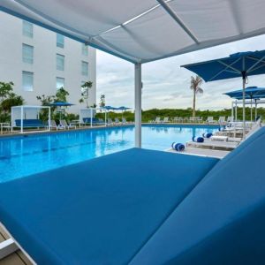 City Express Suites By Marriott Cancún Aeropuerto Riviera