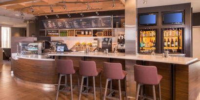 Hotel bar area at Courtyard Dulles Airport Chantilly.