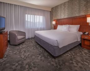 Romantic king room with TV at Courtyard Dulles Airport Chantilly.