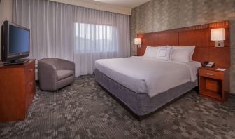 Romantic king room with TV at Courtyard Dulles Airport Chantilly.