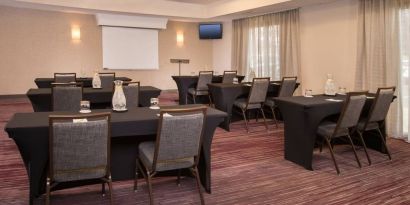 Conference room at Courtyard Dulles Airport Chantilly.