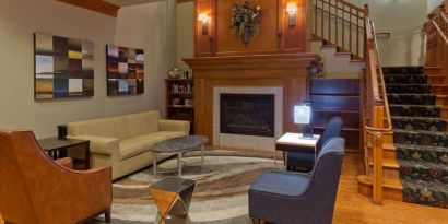 Lounge and lobby area at Country Inn & Suites By Radisson, BWI Airport.