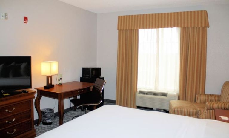 Day room with work desk at Country Inn & Suites By Radisson, BWI Airport.