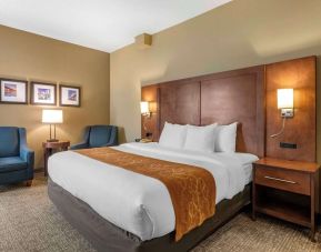 Romantic king room at Comfort Suites Baymeadows Near Butler Blvd.