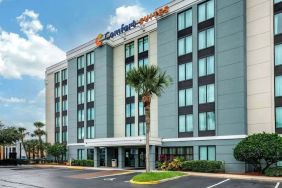 Parking available at Comfort Suites Baymeadows Near Butler Blvd.