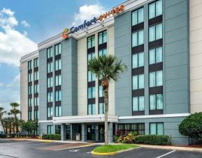 Parking available at Comfort Suites Baymeadows Near Butler Blvd.