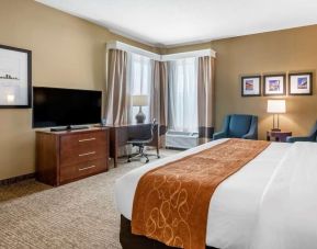 Day use room with TV at Comfort Suites Baymeadows Near Butler Blvd.