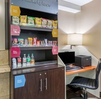 Business center and vending machine at Comfort Suites Baymeadows Near Butler Blvd.