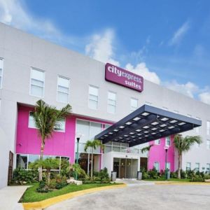 City Express Suites by Marriott Silao Aeropuerto