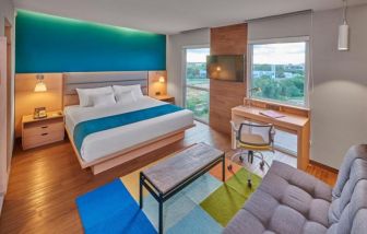 City Express Suites by Marriott Silao Aeropuerto, Silao