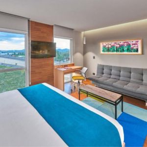 City Express Suites by Marriott Silao Aeropuerto