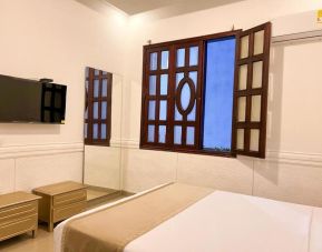 Day use room with natural light at Hotel Barranquilla Prado.