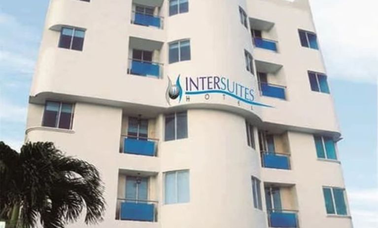 Hotel exterior at Hotel Intersuites.