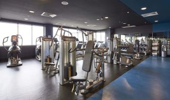 Fitness center at Rydges Sydney Airport Hotel.