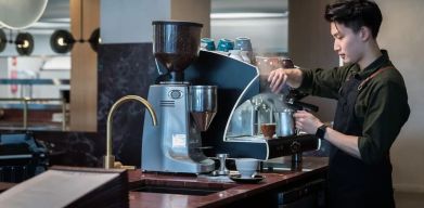 Coffee bar at Rydges Sydney Airport Hotel.