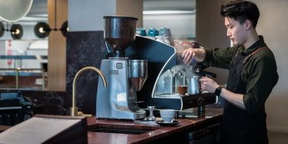 Coffee bar at Rydges Sydney Airport Hotel.