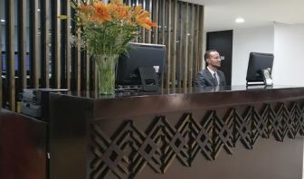 Richmond Suites Hotel y Centro de Negocios