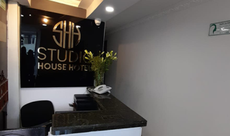 House Studio Hotel