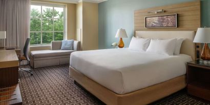 King room with natural light at Hyatt Regency Greenwich.