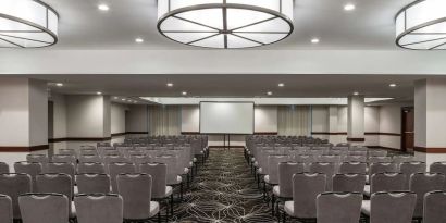 Professional meeting room at Hyatt Regency Greenwich.