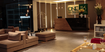 One Sixteen Hotel